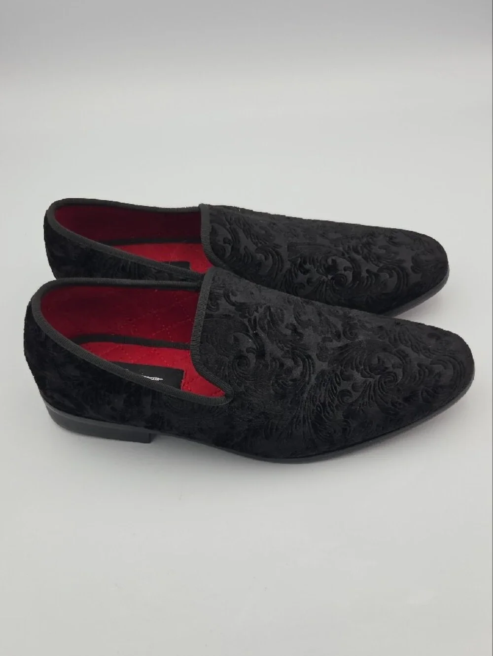 Men's Black Velvet Embossed Slip-On Loafers Size 9